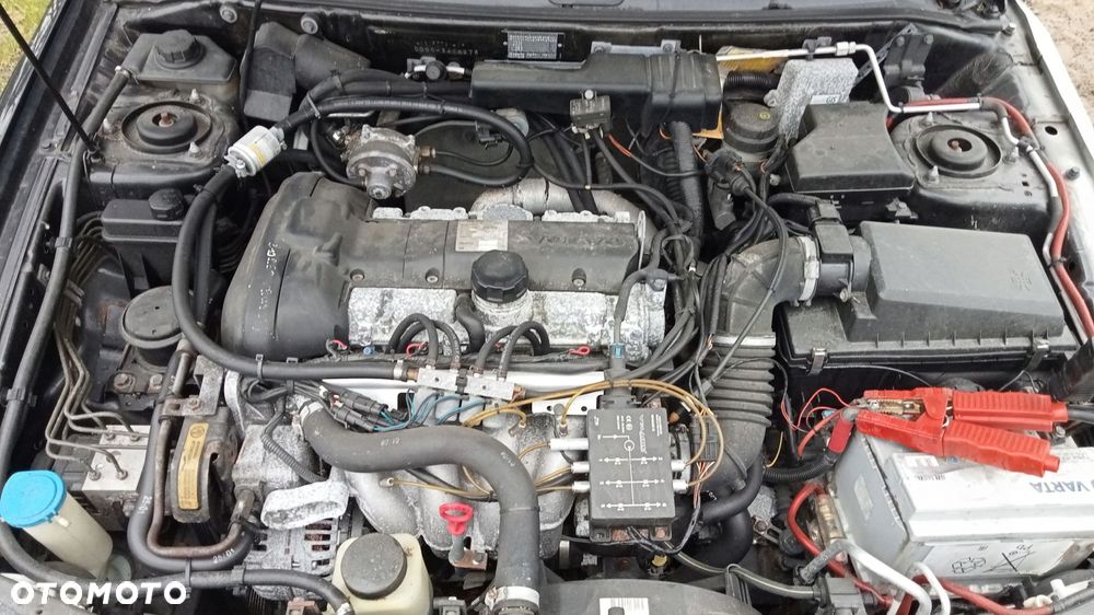 VOLVO V40 95-04 SILNIK GOŁY SŁUPEK B4184S2 1.8 16V - 2