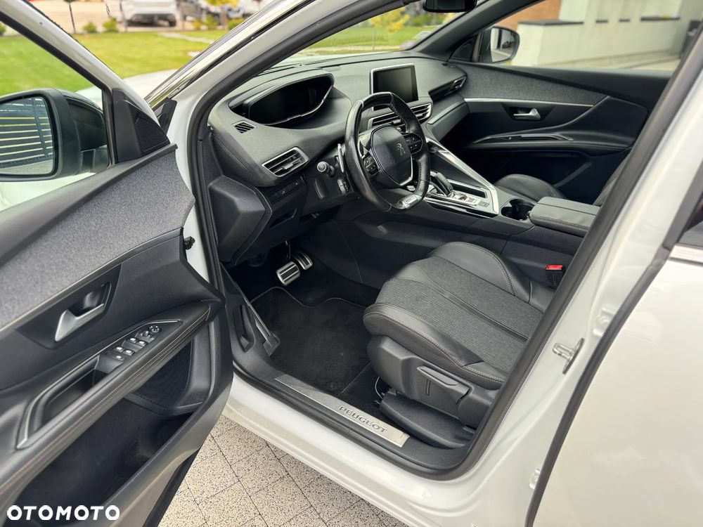 Peugeot 3008 - 19