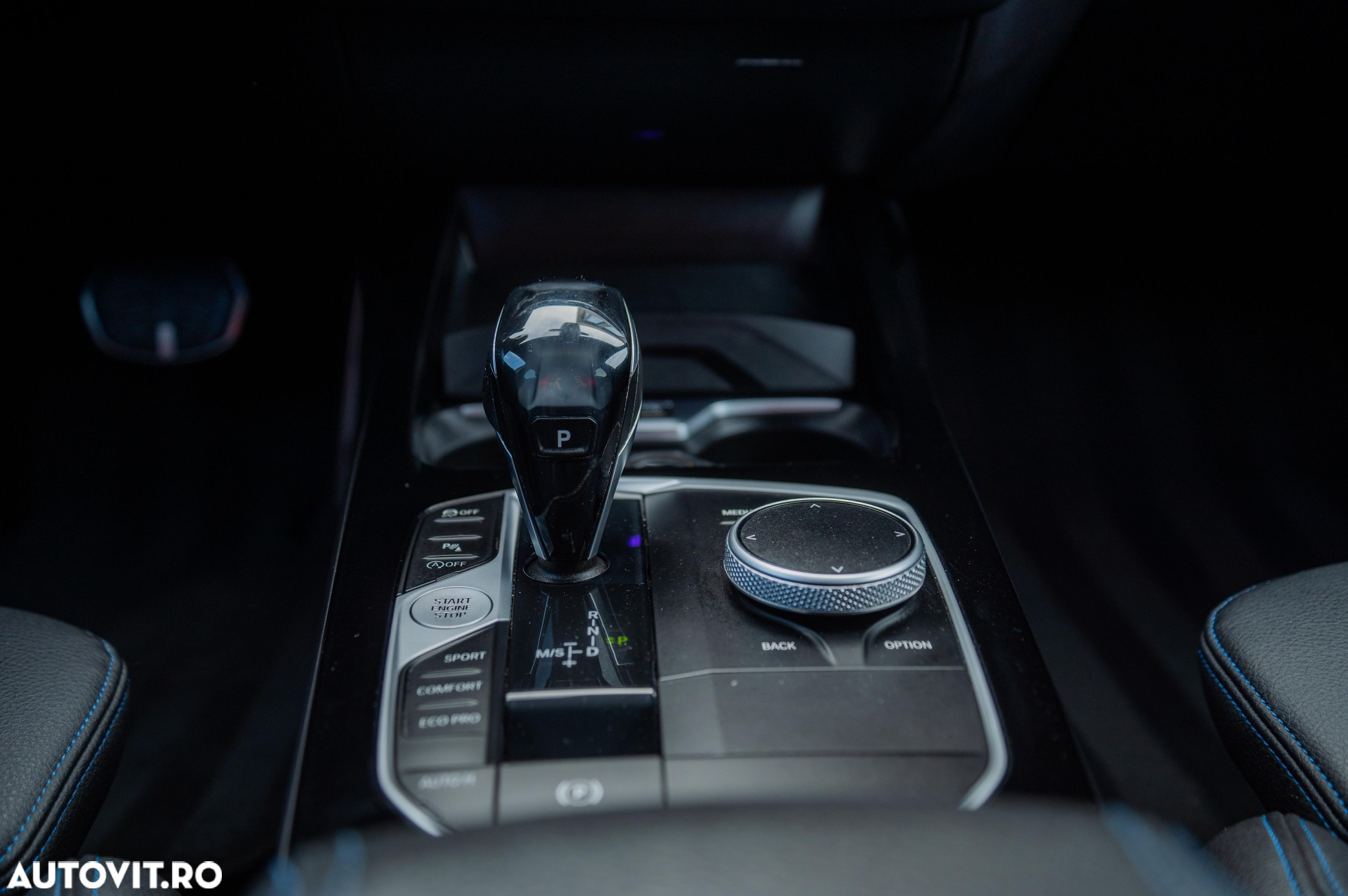 BMW Seria 1 118i Aut. M Sport - 32