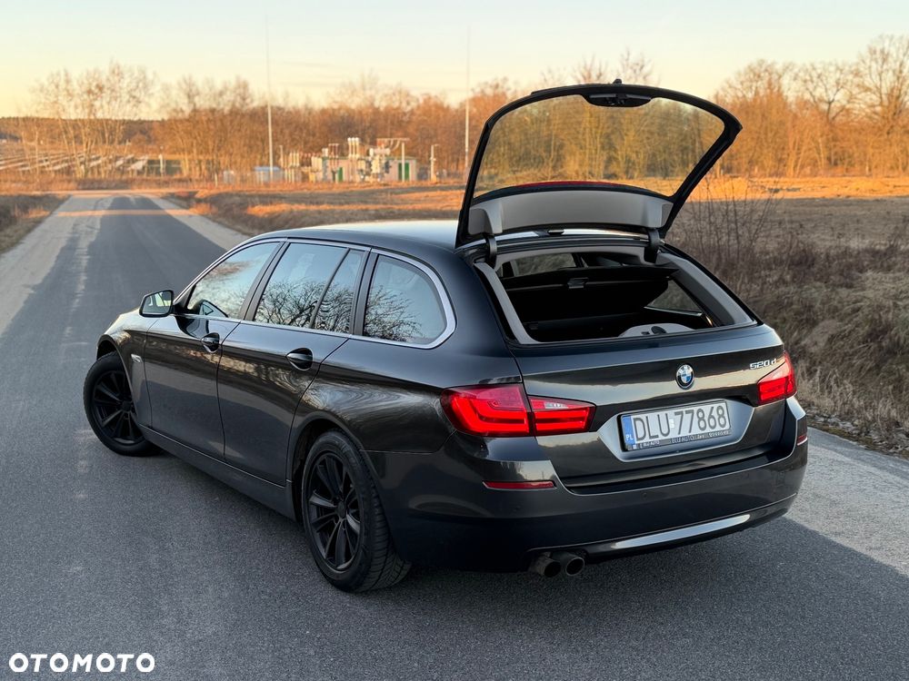 BMW Seria 5 - 11