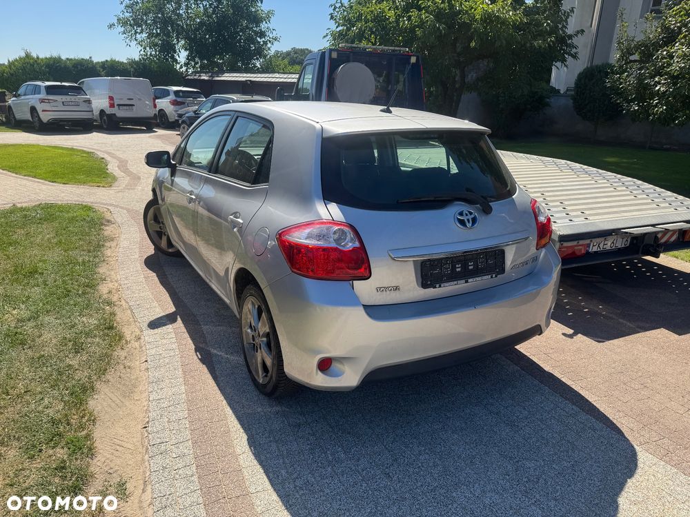 Toyota Auris - 8