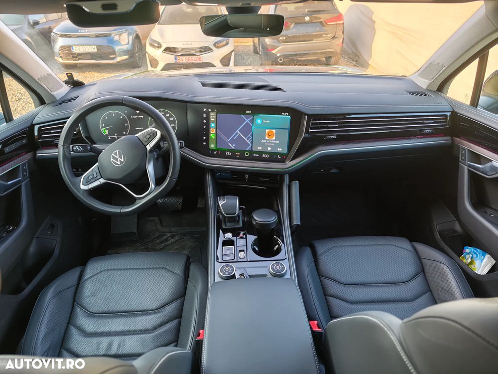 Volkswagen Touareg V6 TDI 4MOTION Elegance - 4