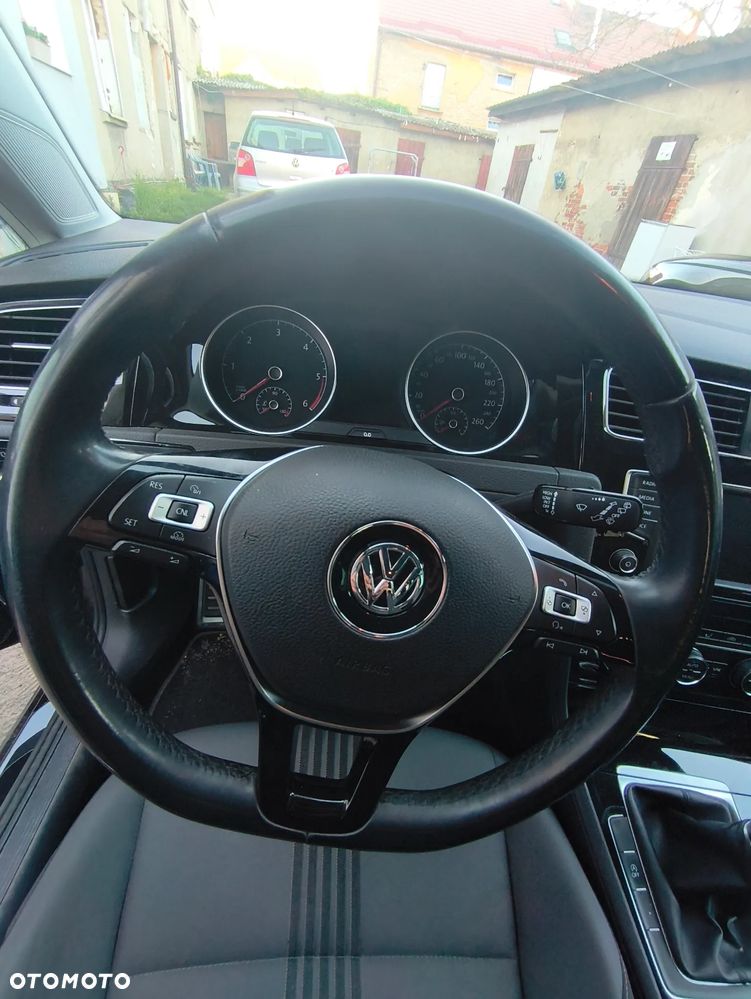 Volkswagen Golf 2.0 TDI BlueMotion Technology Allstar - 10