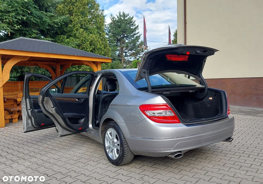 Mercedes-Benz Klasa C 280 Elegance Sport Edition + - 15