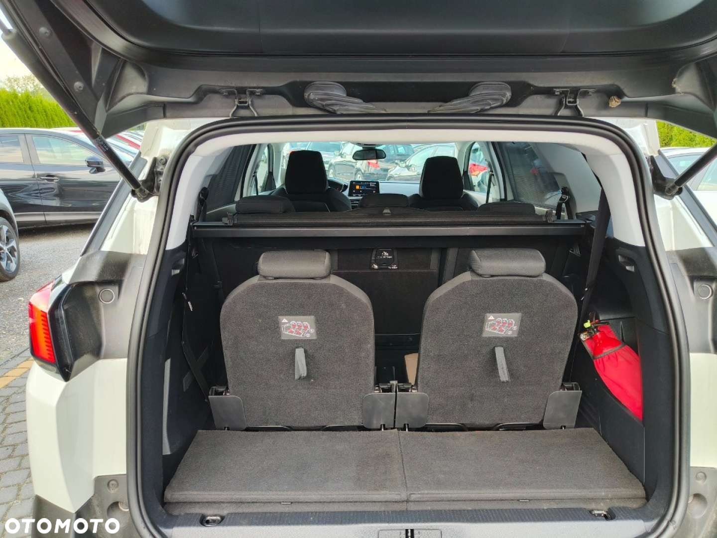 Peugeot 5008 - 19
