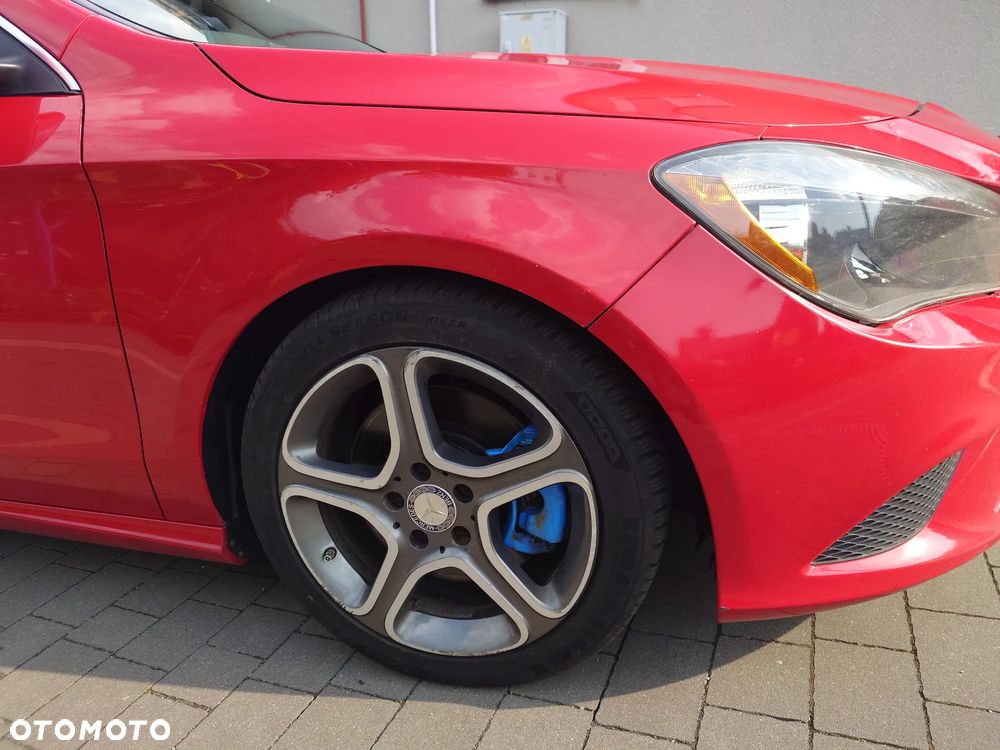 Mercedes-Benz CLA 250 4Matic 7G-DCT - 6