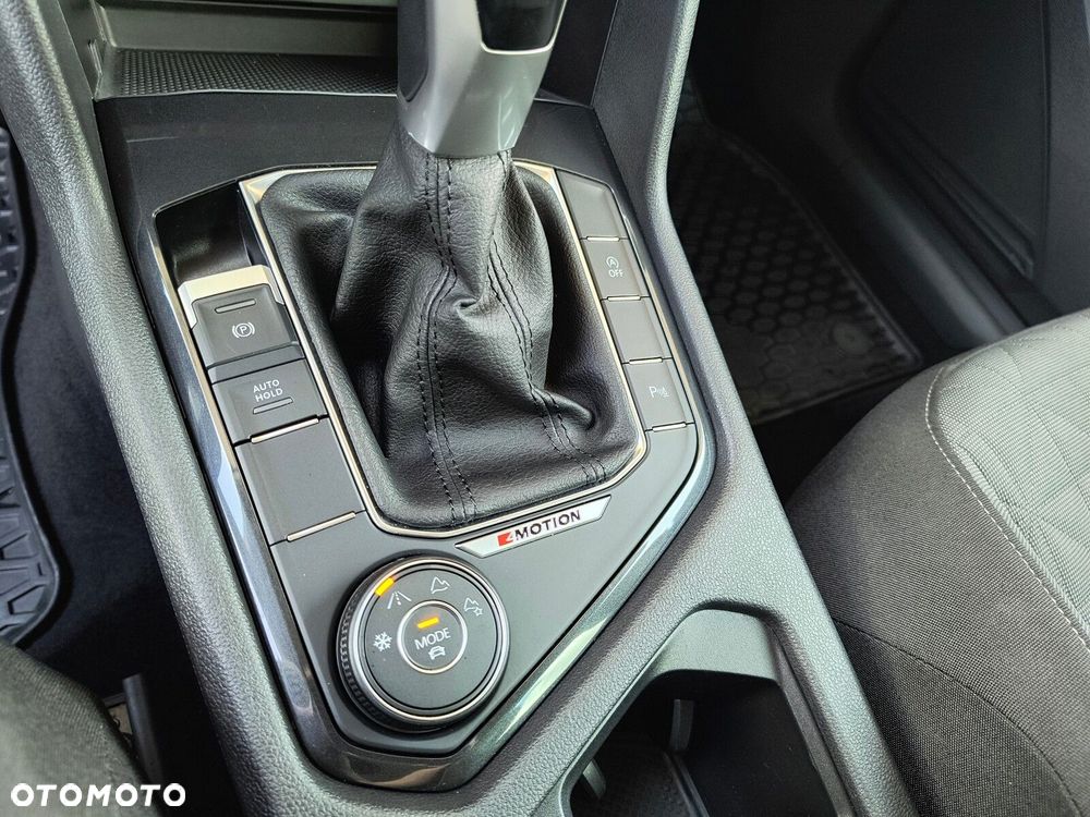 Volkswagen Tiguan 2.0 TSI 4Mot Life DSG - 17