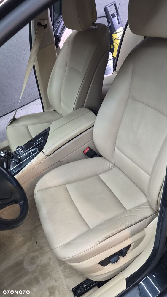 BMW Seria 5 535i Sport-Aut - 20