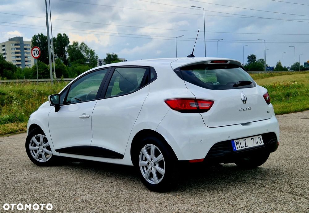 Renault Clio - 8