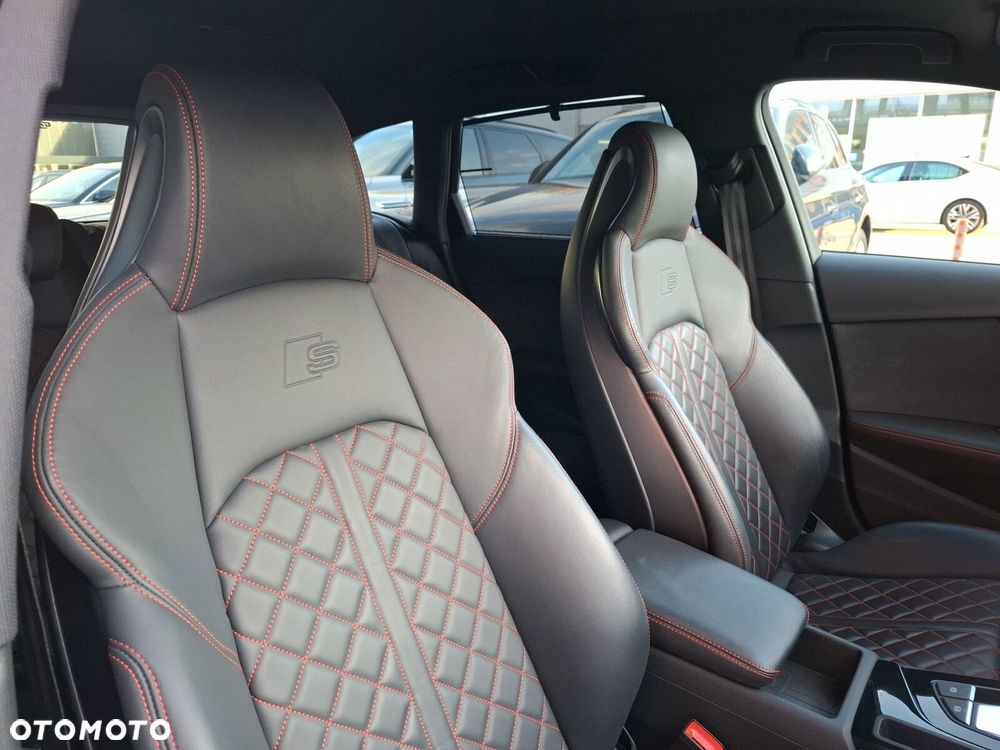 Audi A4 Avant - 20