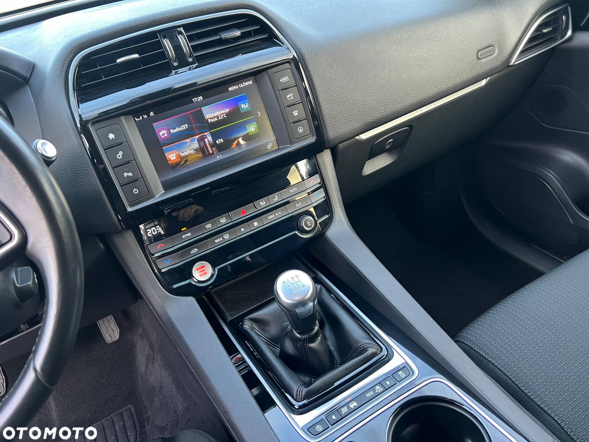 Jaguar F-Pace 2.0 i4D AWD Pure - 21
