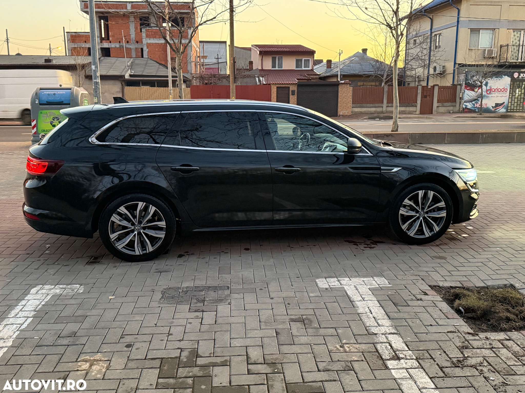 Renault Talisman Grandtour BLUE dCi 160 EDC INTENS - 8