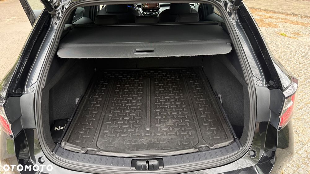 Toyota Corolla 1.8 Hybrid GPF Executive - 18