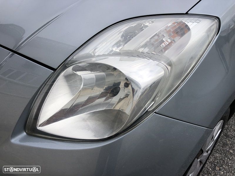 Toyota Yaris 1.0 VVT-i AC - 7