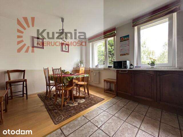 Niski budynek - 3 pokoje z możliwoscia przywrócenia 4 pokoii - balkon