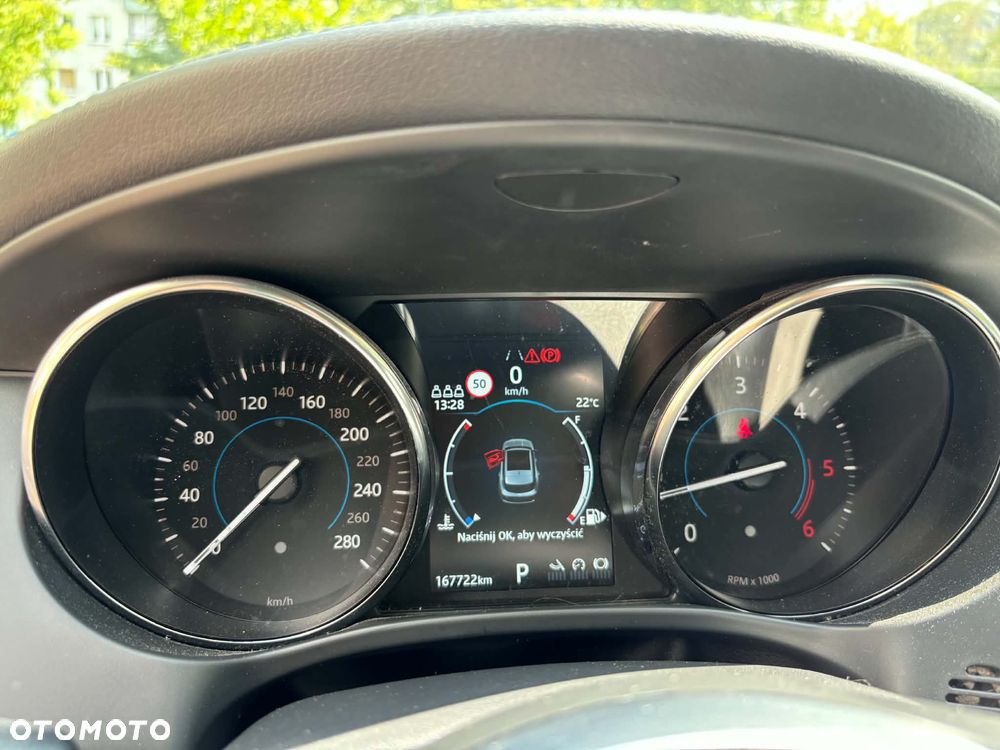 Jaguar F-Pace 20d Prestige - 9