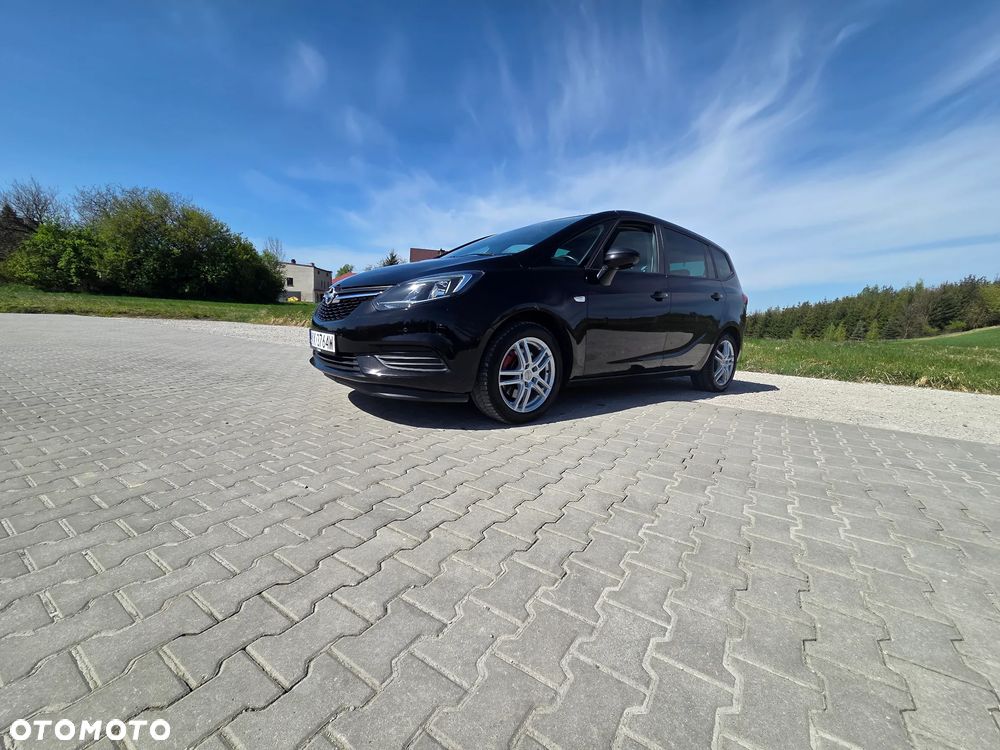 Opel Zafira - 26
