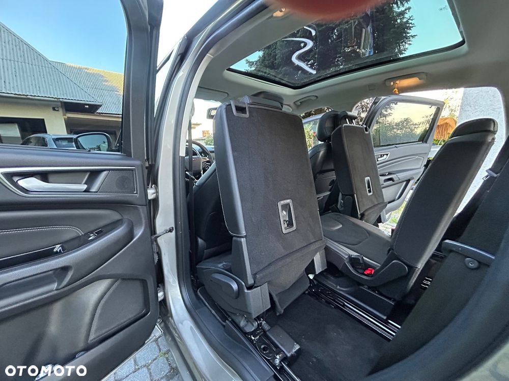 Ford S-Max - 26