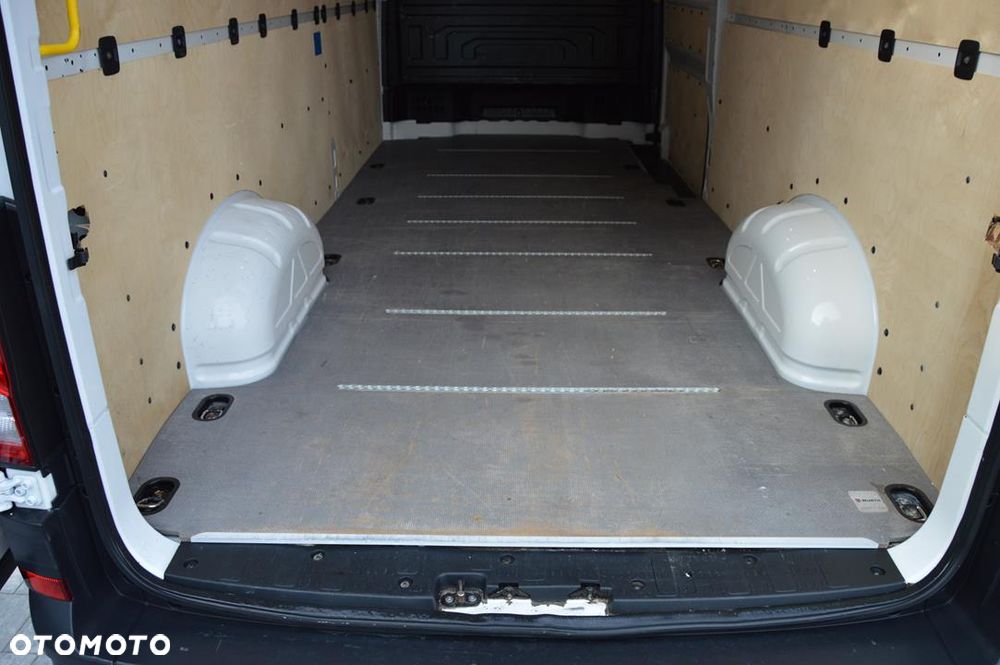Volkswagen Crafter - 29