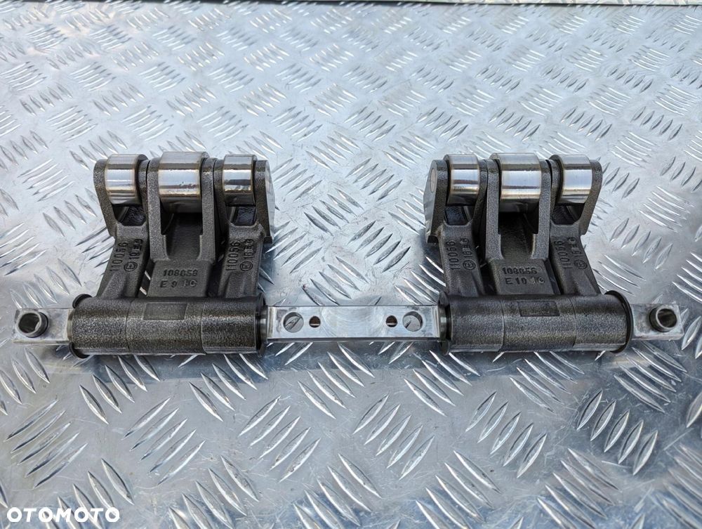 ROLKI POPYCHACZY SCANIA R500 R560 V8 PDE - 1