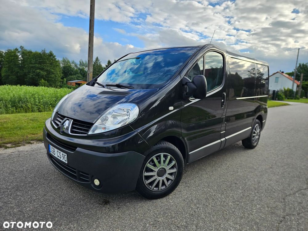 Renault TRAFIC - 1