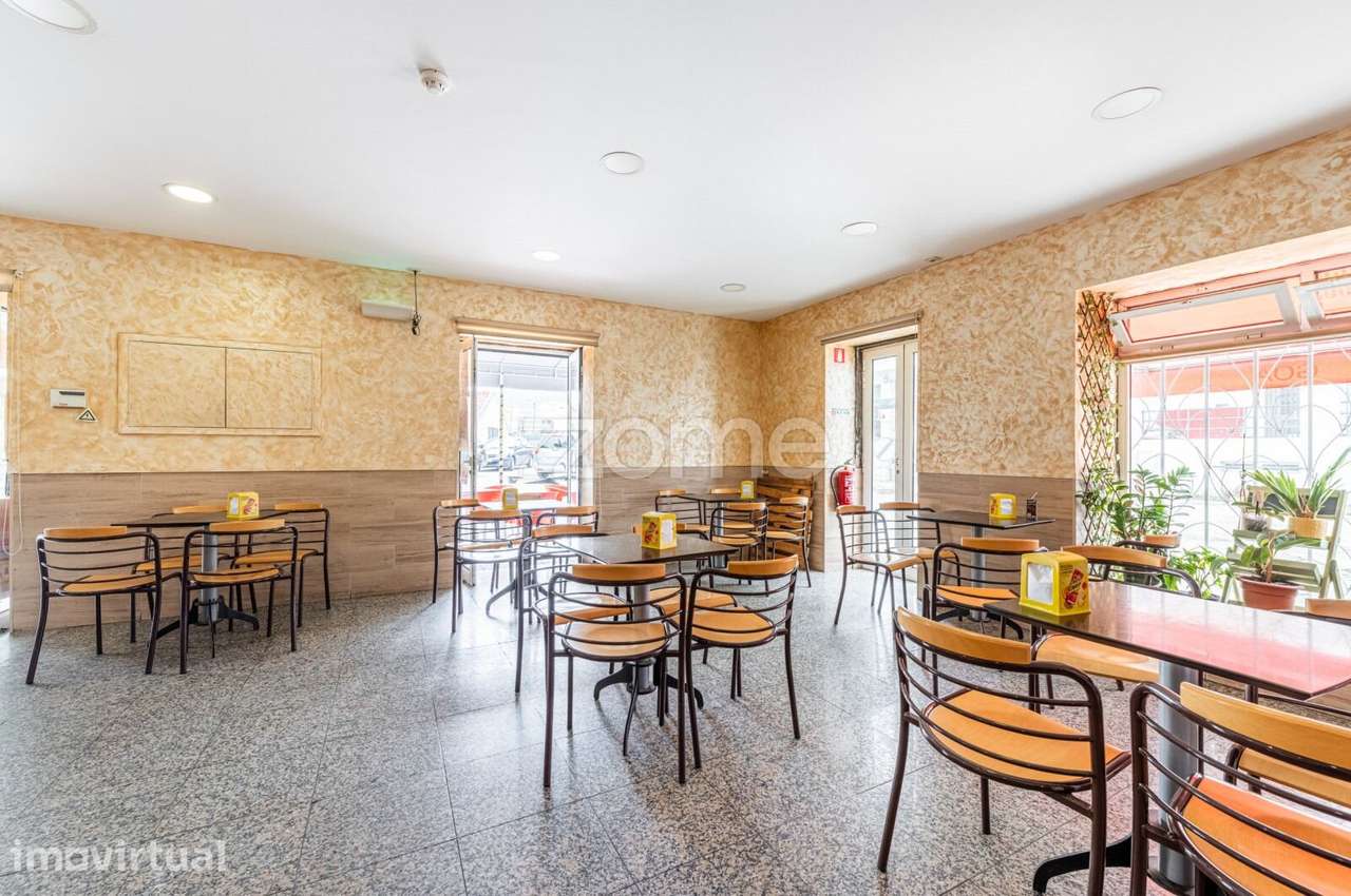 RESTAURANTE EM FUNCIONAMENTO + APARTAMENTO T2 | INVESTIMENTO EM DARQUE - Grande imagem: 4/27