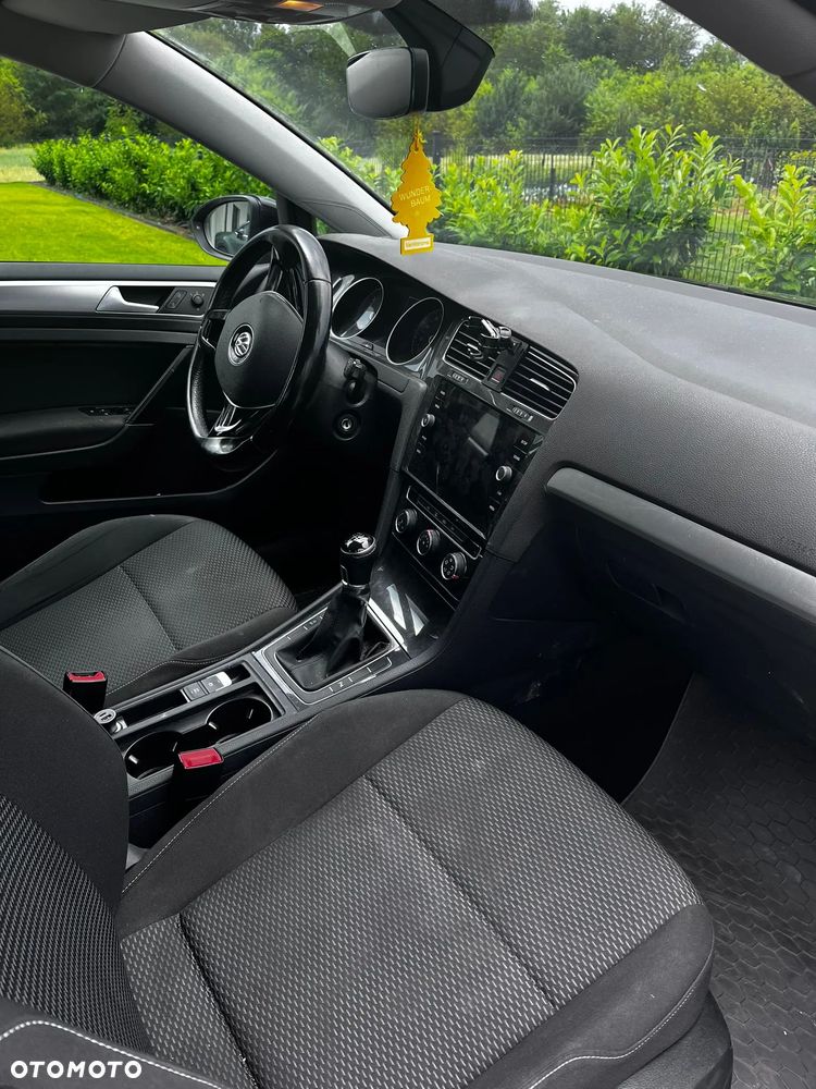 Volkswagen Golf VII 1.6 TDI BMT Comfortline - 12