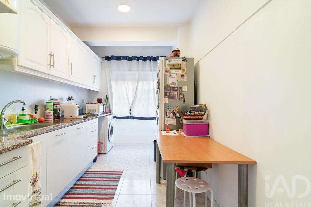 Apartamento T1 em Amora - Grande imagem: 4/16