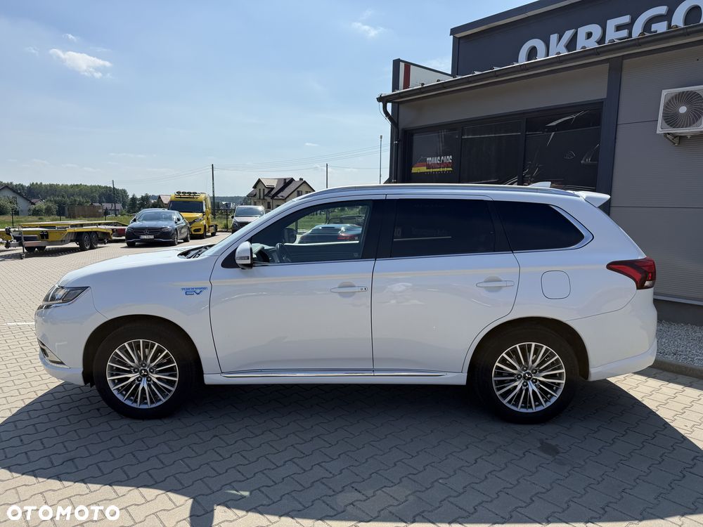Mitsubishi Outlander 2.4 4WD Top - 8
