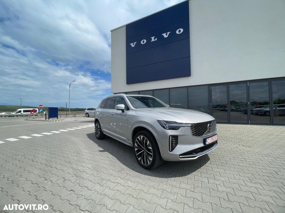 Volvo XC 90 B5 AWD MHEV Ultra Bright - 2