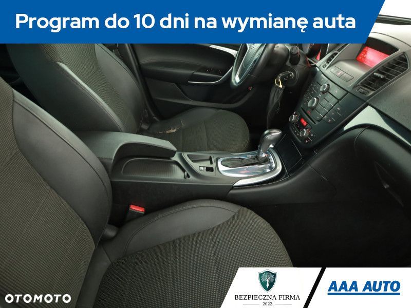 Opel Insignia - 9