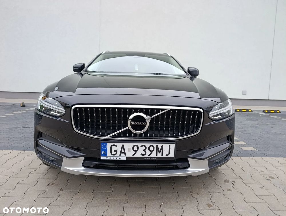 Volvo V90 Cross Country D5 AWD - 4