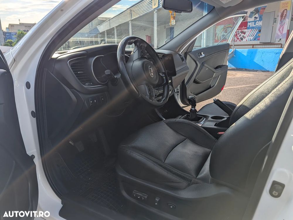Kia Optima - 20