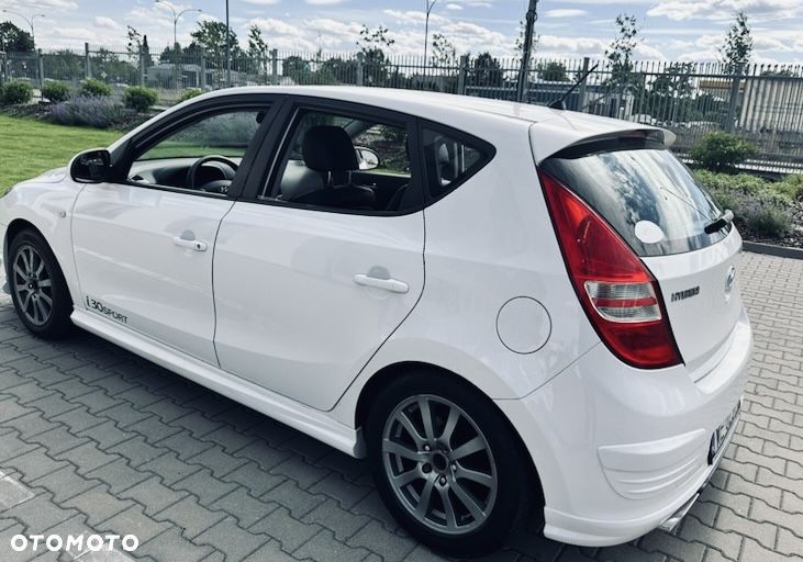 Hyundai i30 1.6 Sport - 3