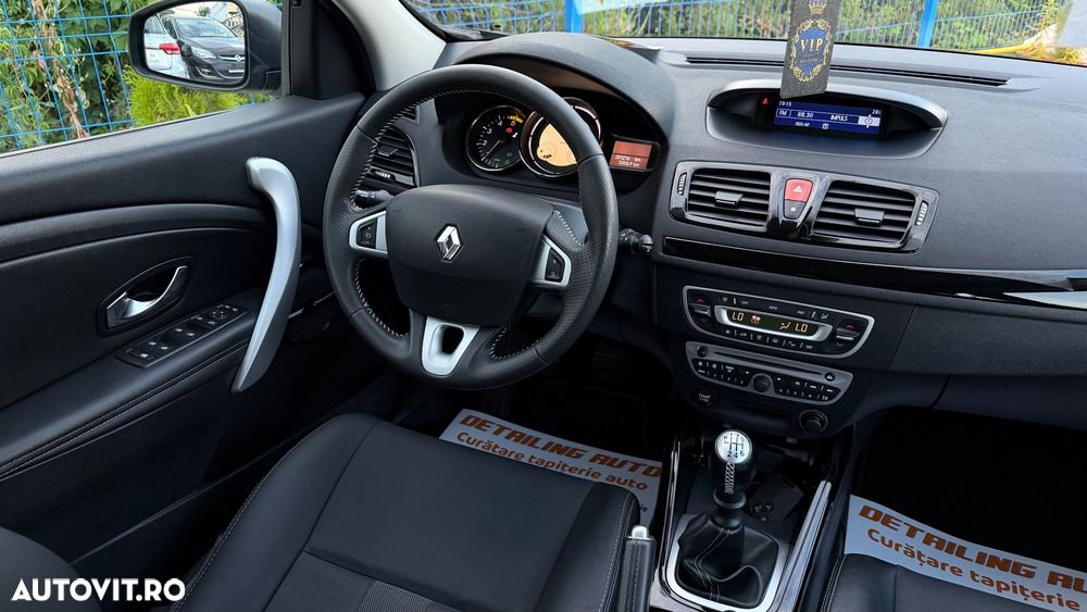 Renault Megane ENERGY dCi 110 Start & Stop Bose Edition - 11