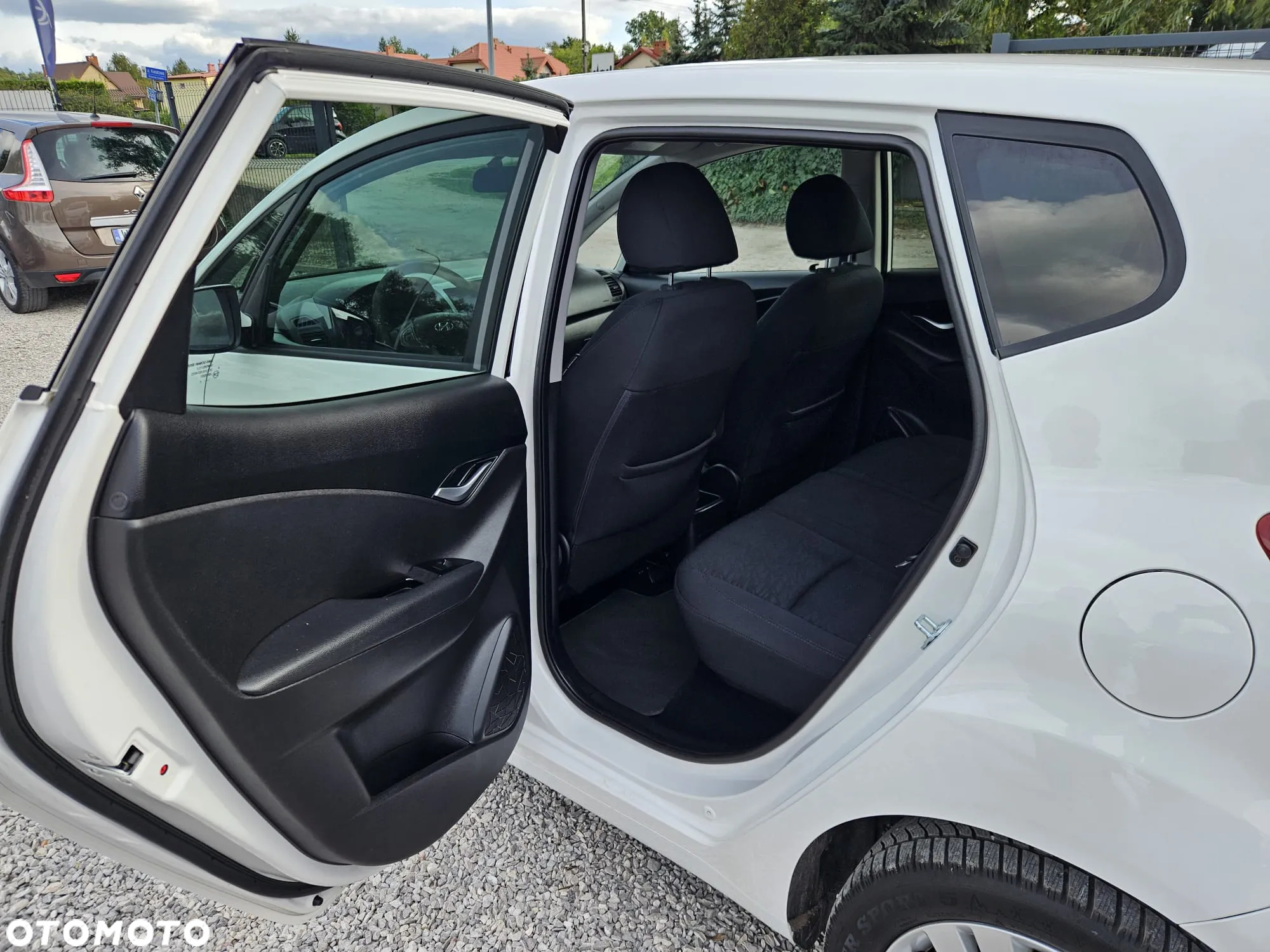 Hyundai ix20 1.6 CRDi blue Style - 26
