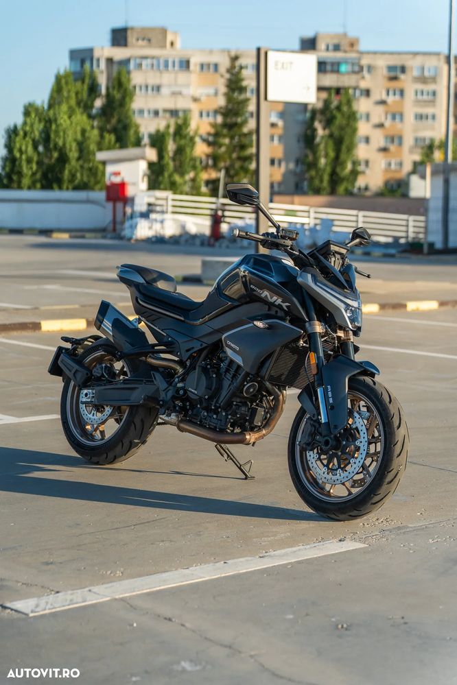CF Moto 800 NK Advanced - 7