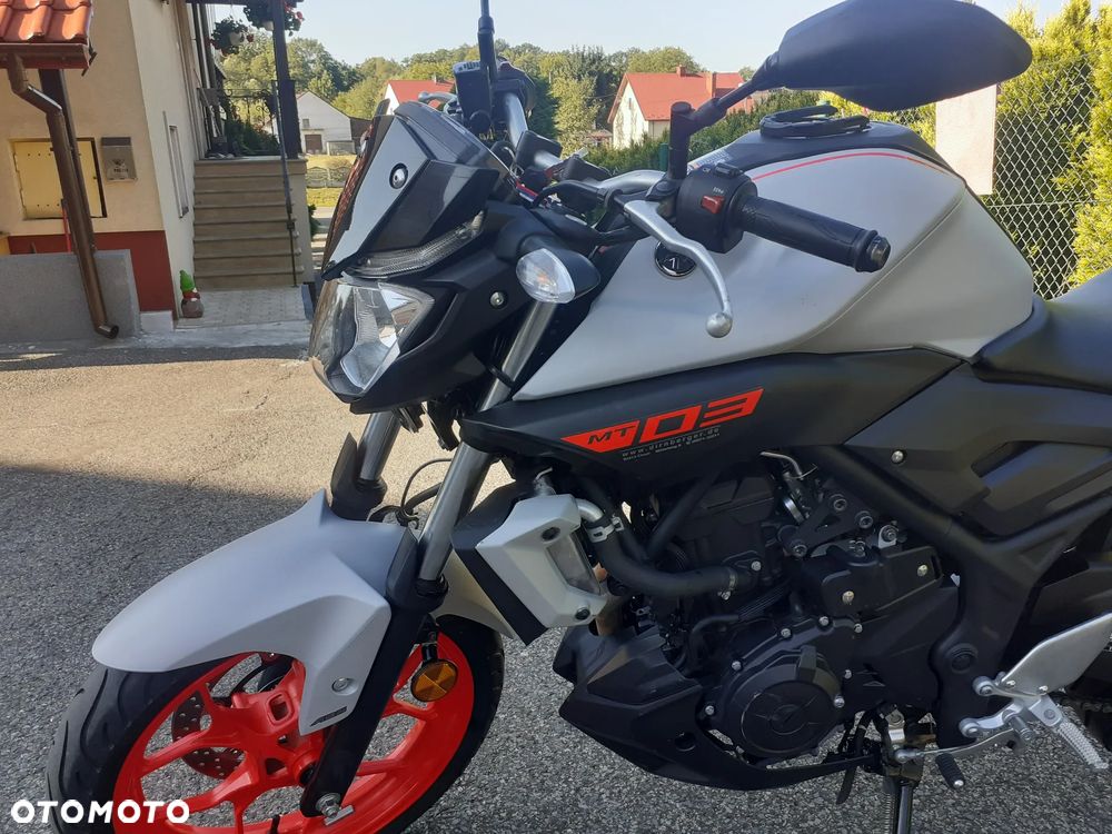 Yamaha MT - 15
