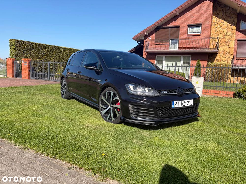 Volkswagen Golf ver-2-0-tdi-bmt-gtd - 2