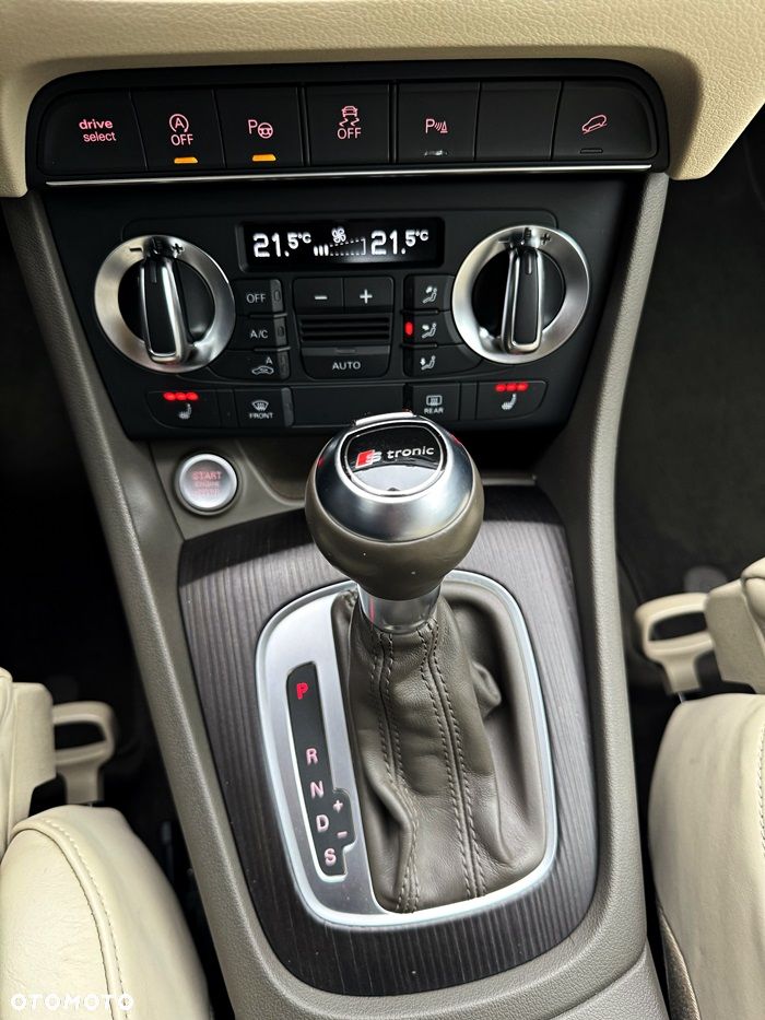 Audi Q3 - 22