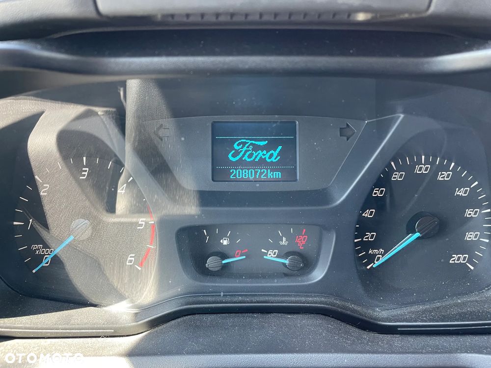 Ford Transit Custom - 12