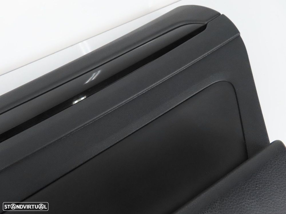 Forra da Porta Direito/Trás Seminovo/ Original VW ARTEON (3H7) - 2