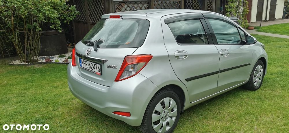 Toyota Yaris 1.33 Luna MS - 3