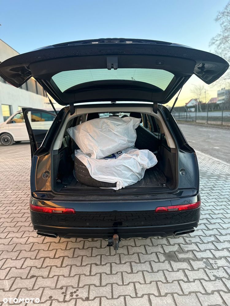 Audi Q7 - 9
