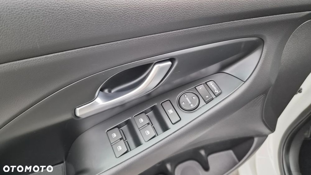 Hyundai i30 1.5 T-GDI 48V-Hybrid DCT N-Line - 24