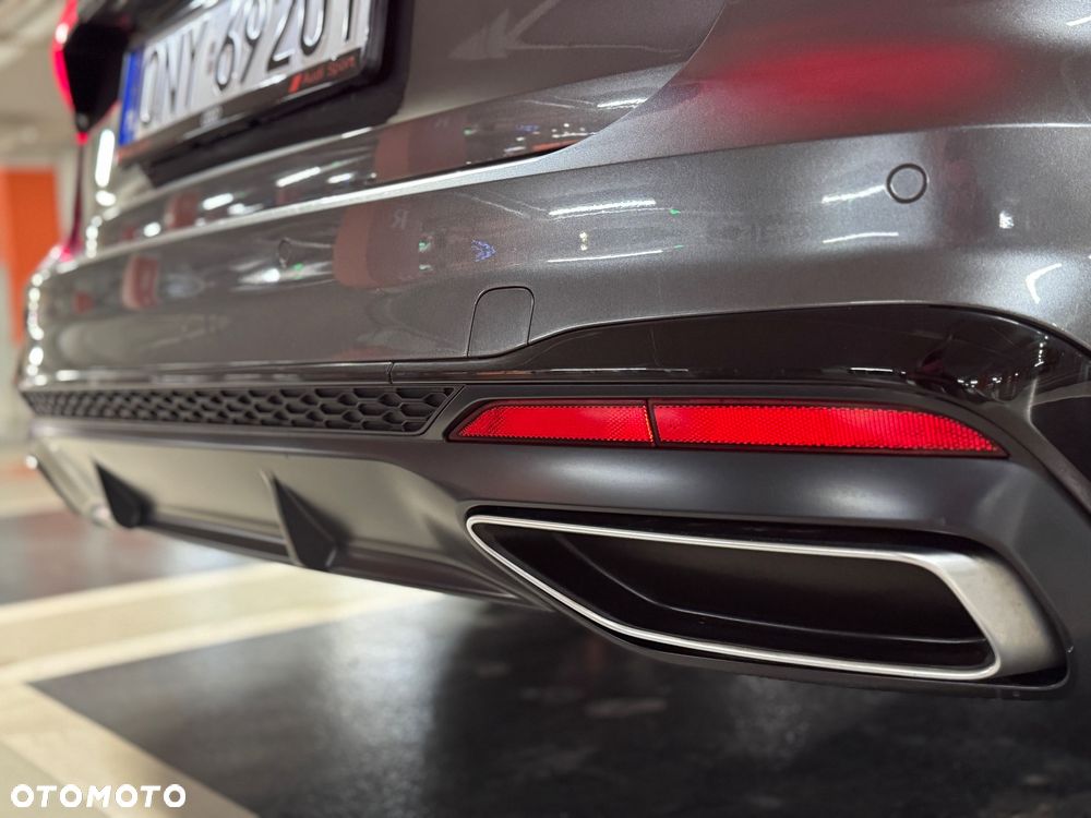 Audi A4 Avant 40 TDI quattro S tronic S line - 14