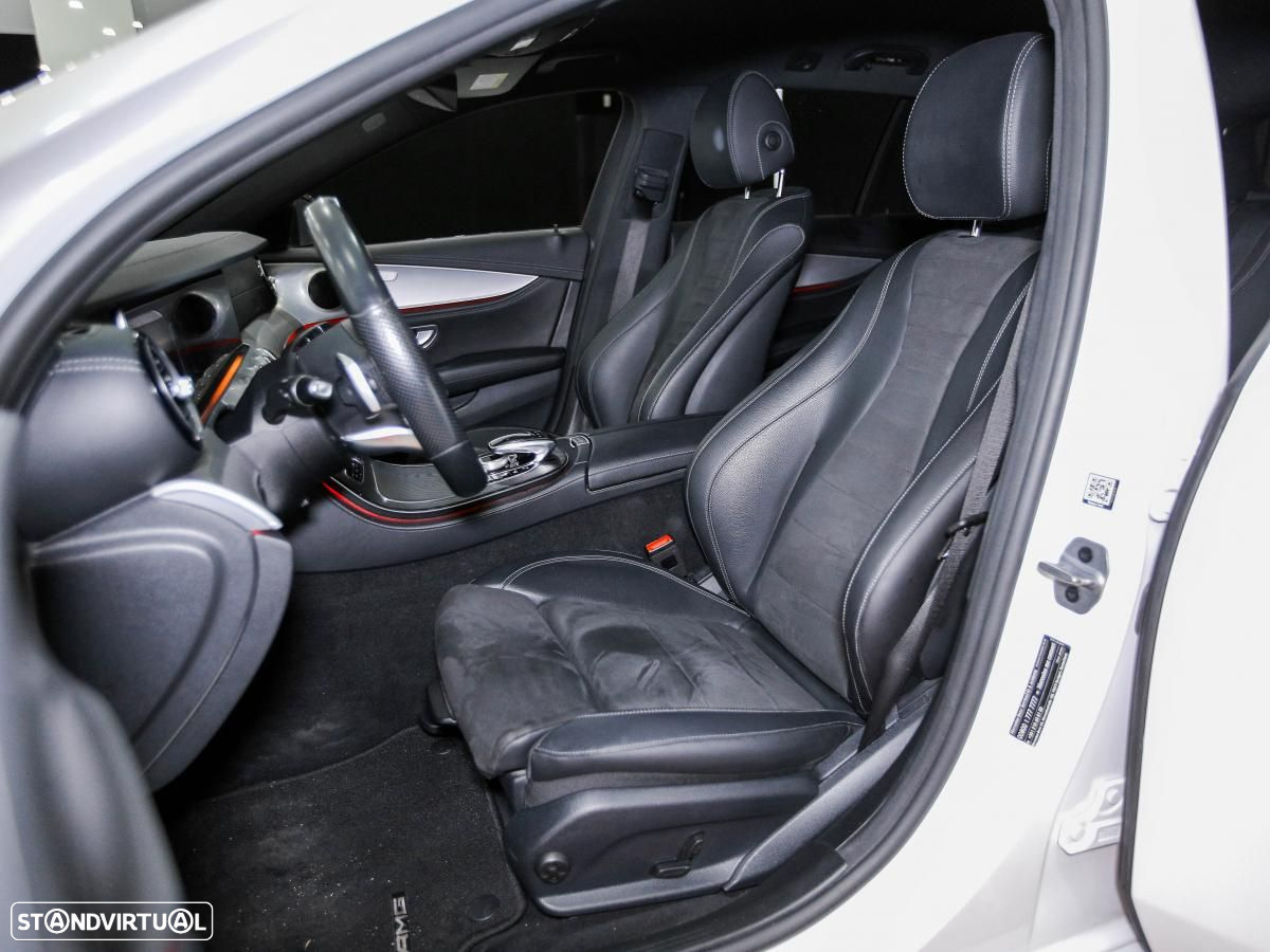 Mercedes-Benz E 300 de AMG Line - 7