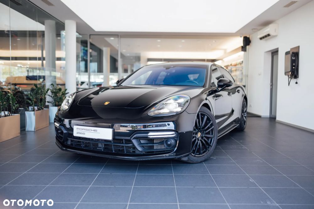 Porsche Panamera GTS GPF - 2