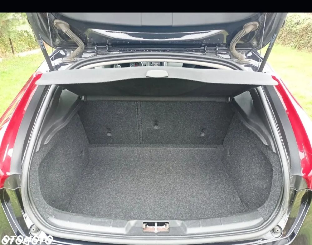 Volvo V40 - 14