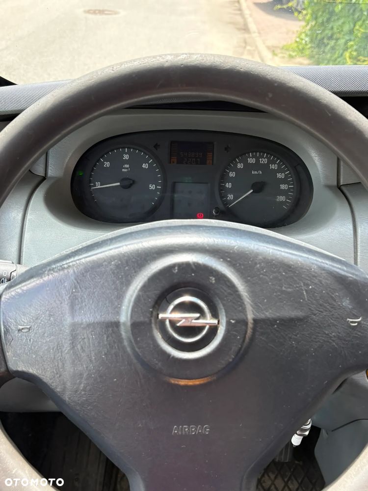 Opel Vivaro L2H1 - 8